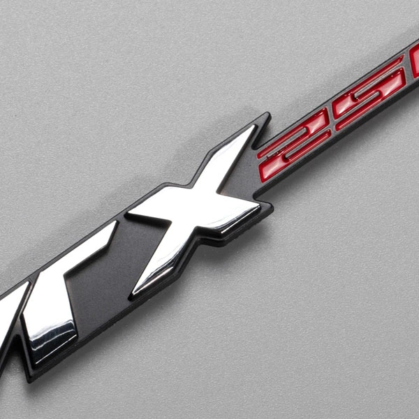 อะคริลิค ABS Chrome หรือภาพวาด Professional 3D พลาสติก ABS Chrome Car Auto โลโก้ป้ายสัญลักษณ์รถ