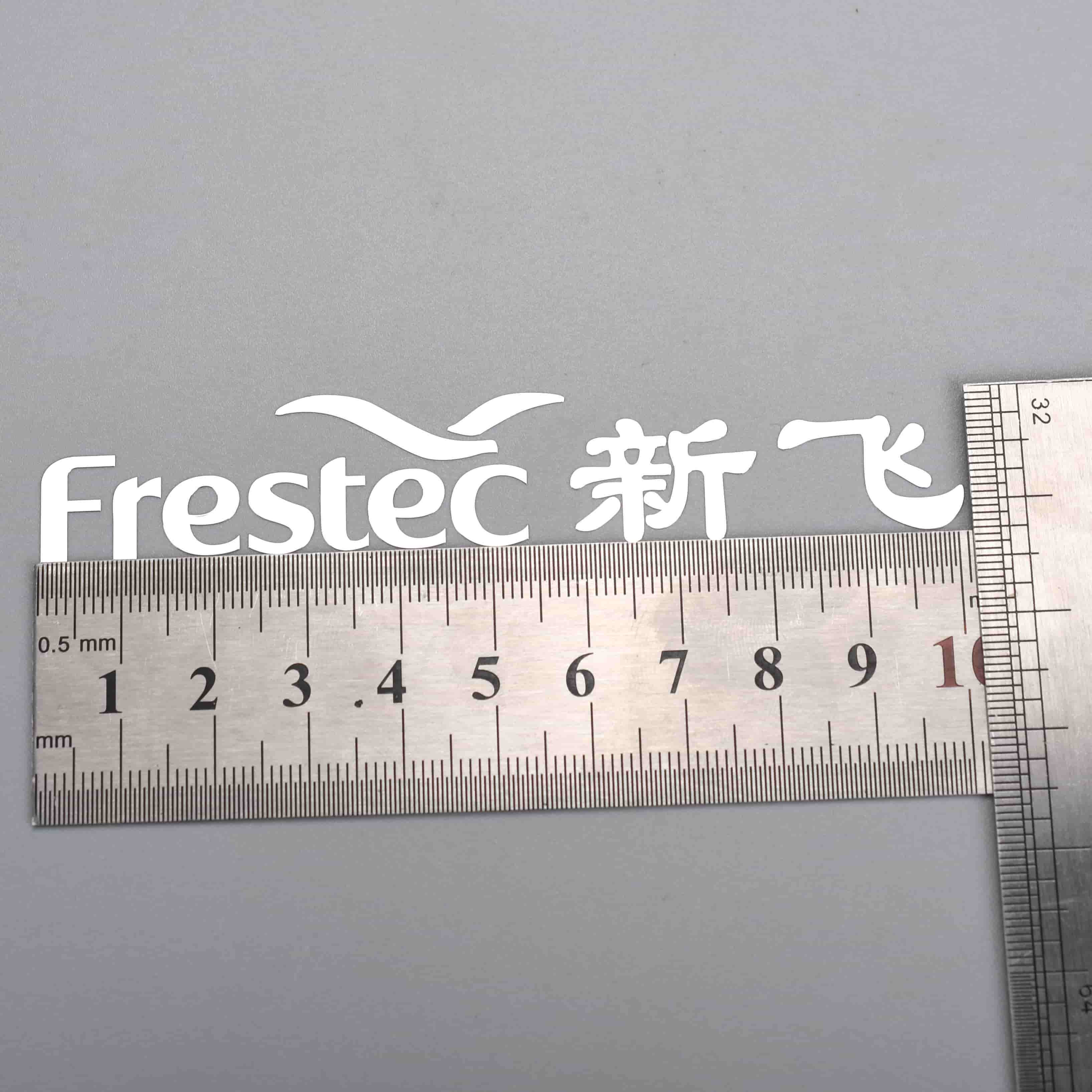 สติ๊กเกอร์โลโก้โลหะชื่อแบรนด์สีเงิน